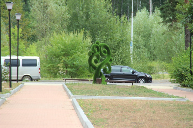 Бульвар в МКР-15 - 11.jpg Бульвар в МКР-15 - 11.jpg